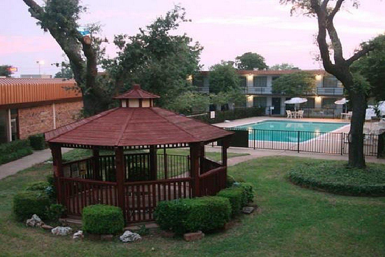 Americas Best Value Inn Fort Worth/Hurst Richland Hills Exterior foto
