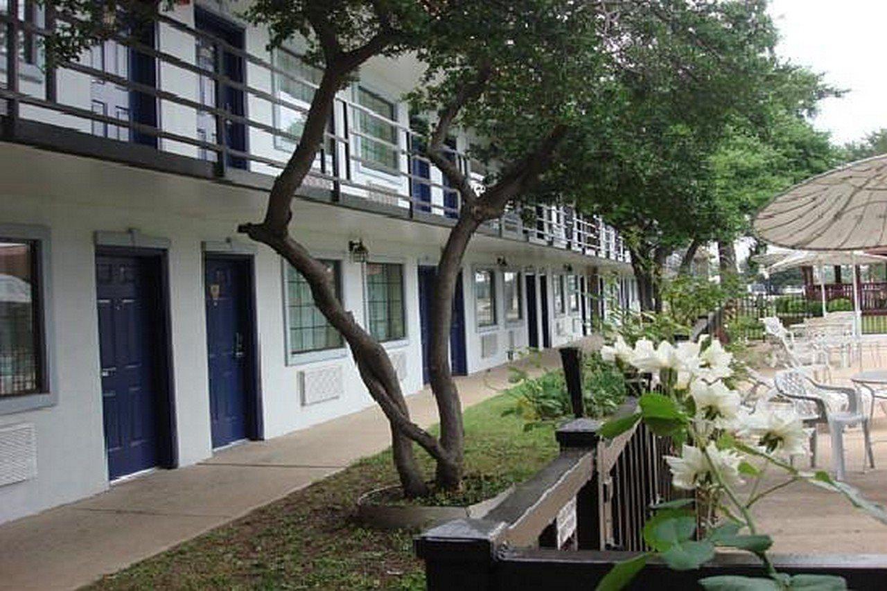 Americas Best Value Inn Fort Worth/Hurst Richland Hills Exterior foto