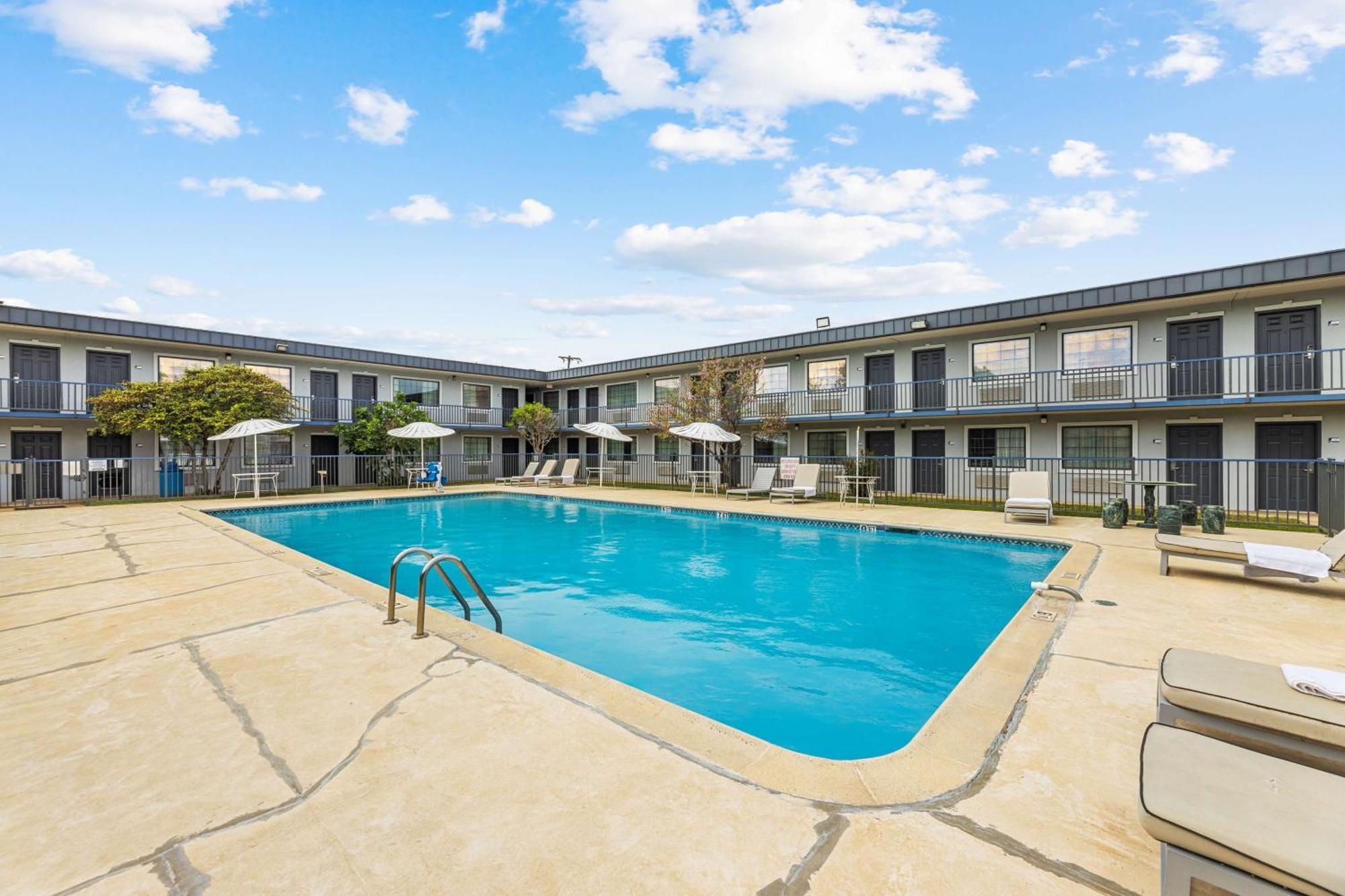 Americas Best Value Inn Fort Worth/Hurst Richland Hills Exterior foto
